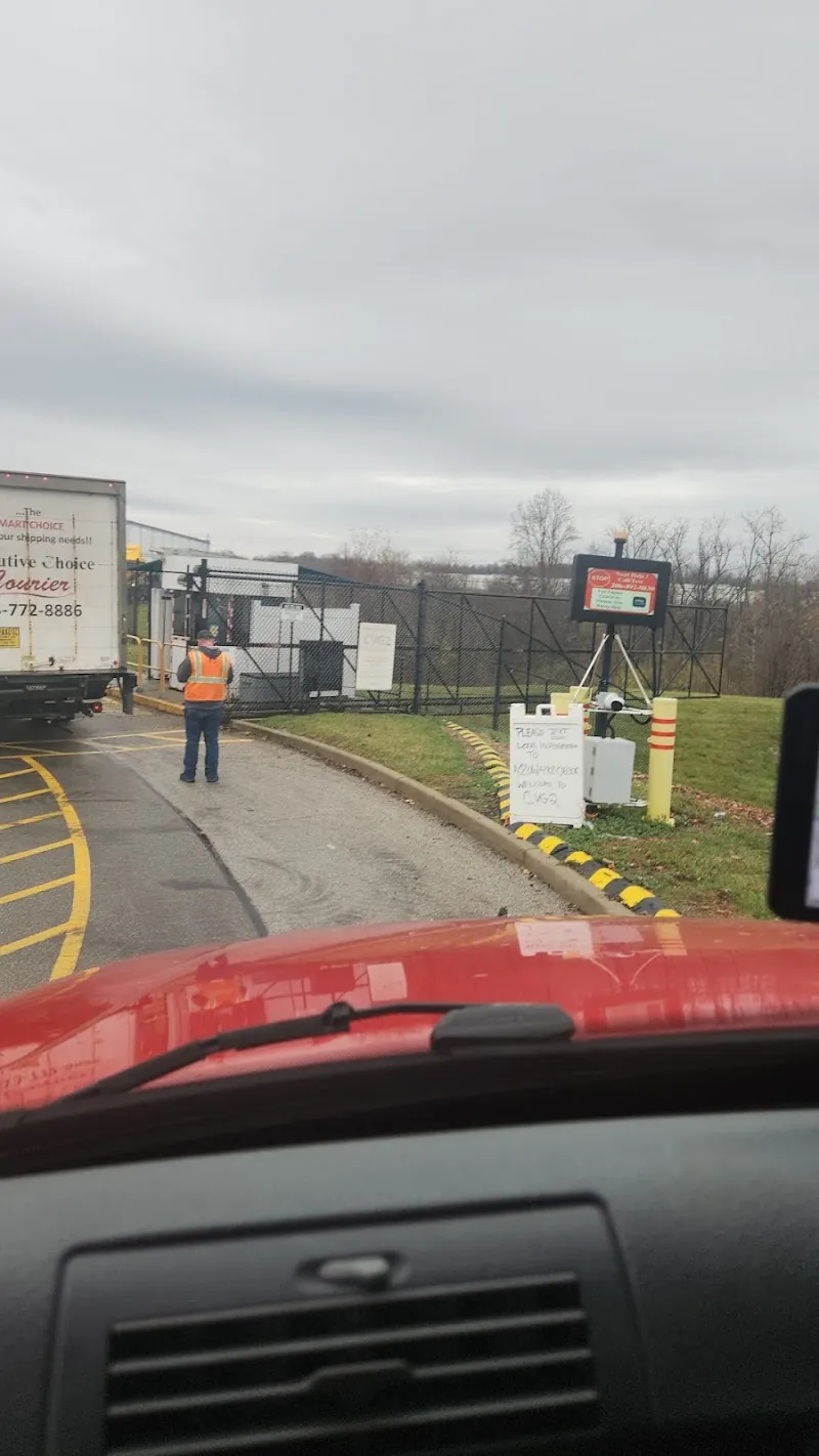 Amazon Returns Center CVG2 in Hebron, KY
