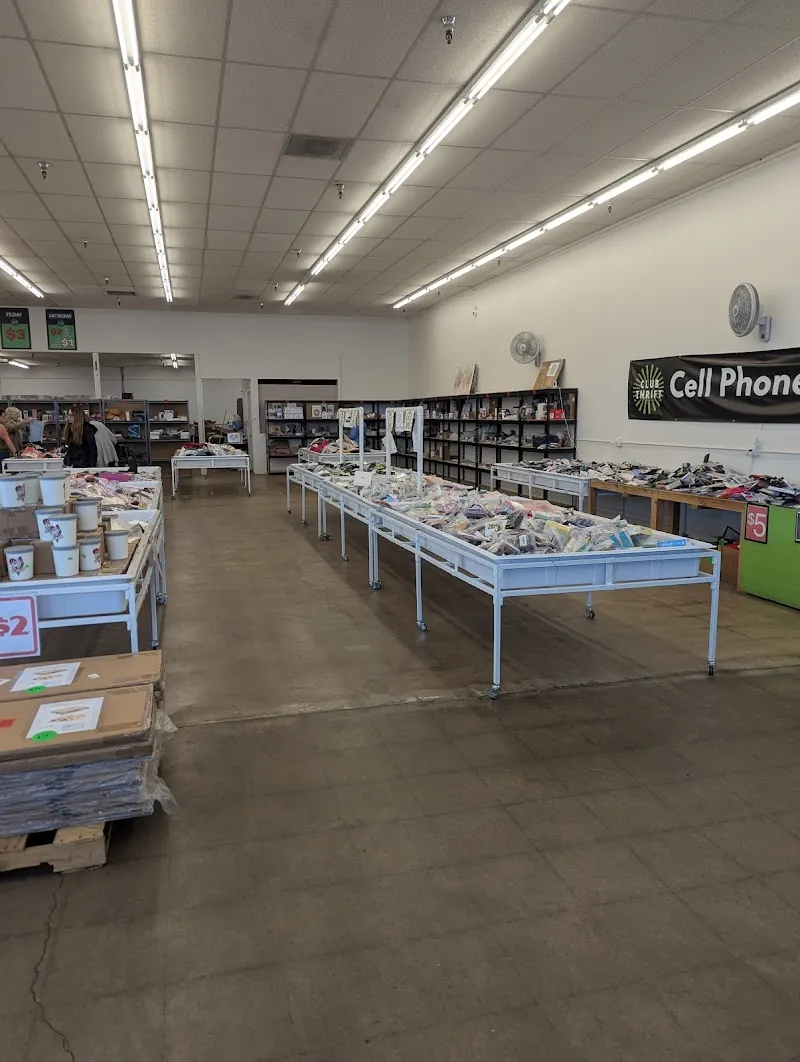 Club Thrift Springfield - Bin Store - Thrift Store in Springfield, OR
