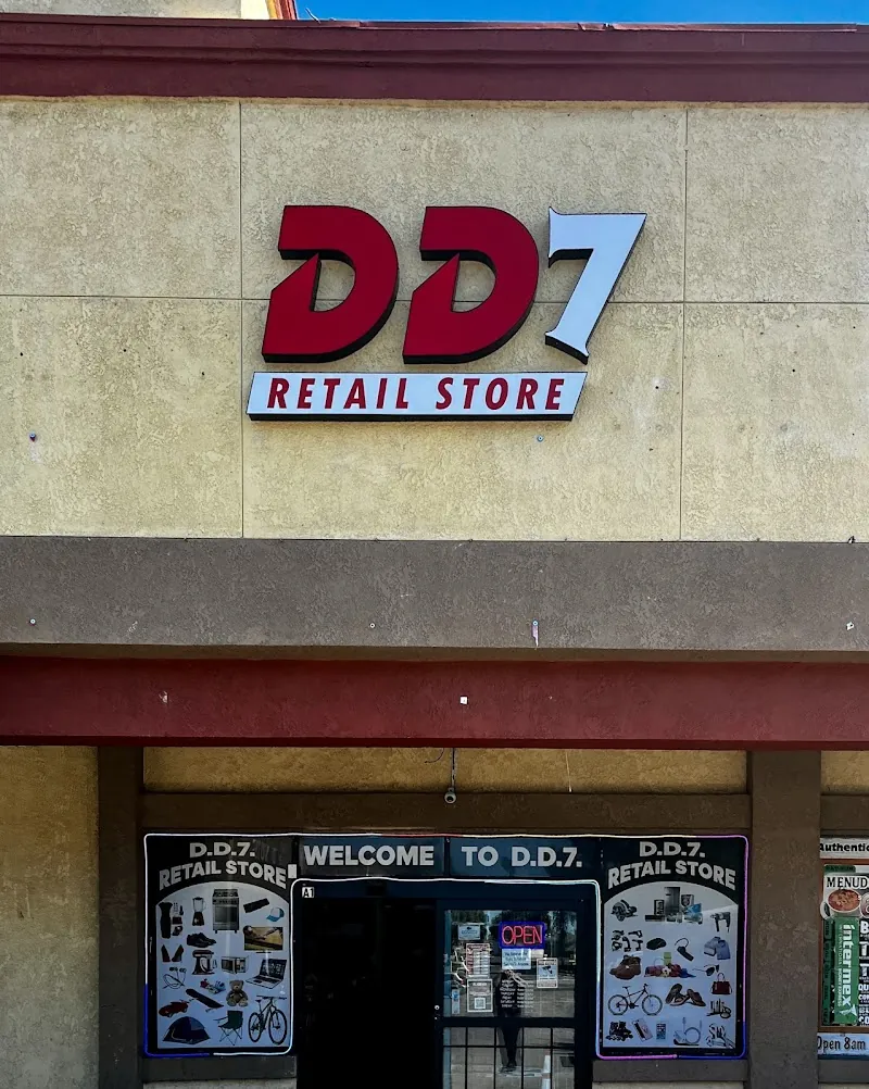 D.D.7 Discount Store in Riverside, CA
