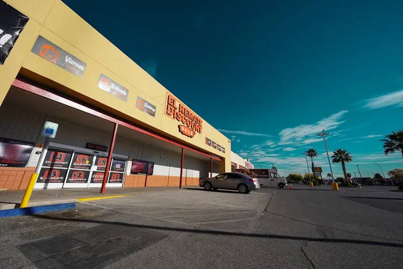 EL Remate Discount 2 in El Paso, TX