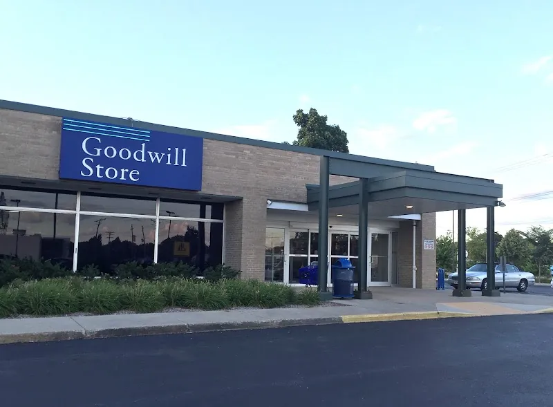 Goodwill Outlet in Milwaukee, WI