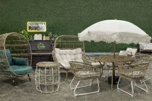 Overstock Outlet in Hendersonville, TN