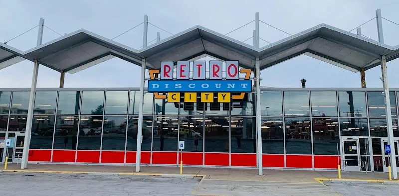 Retro Discount City in Springfield, MO