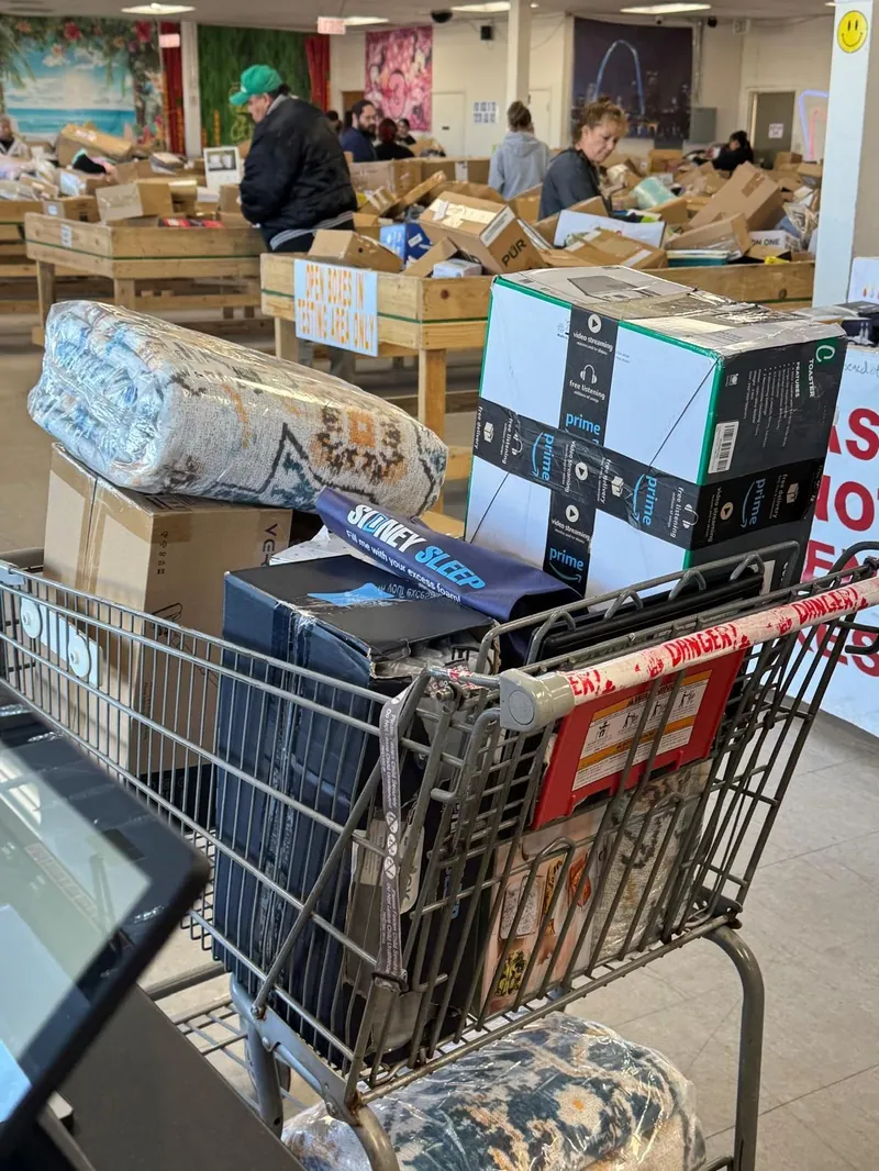 Super Sale Bin Store in Tucson, AZ