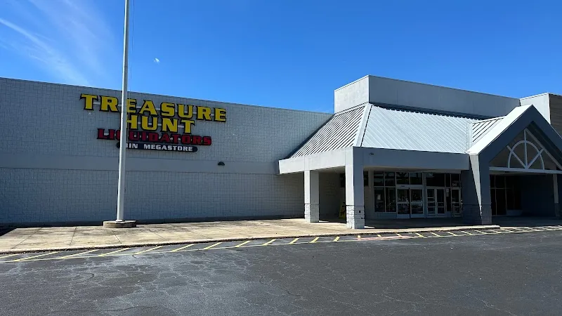 Treasure Hunt Liquidators Bin Mega Store in Concord, NC
