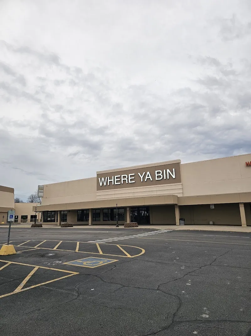 Where Ya Bin Louisville in Louisville, KY