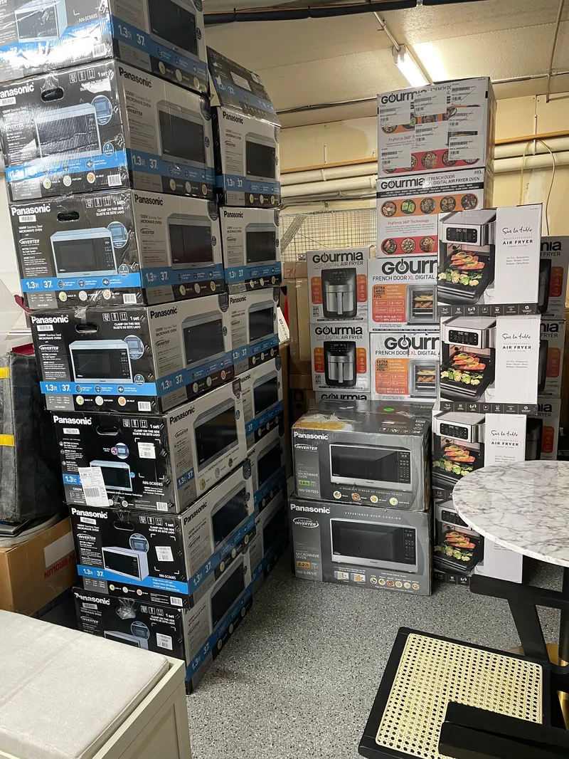 Zippy's Warehouse in Kenosha, WI