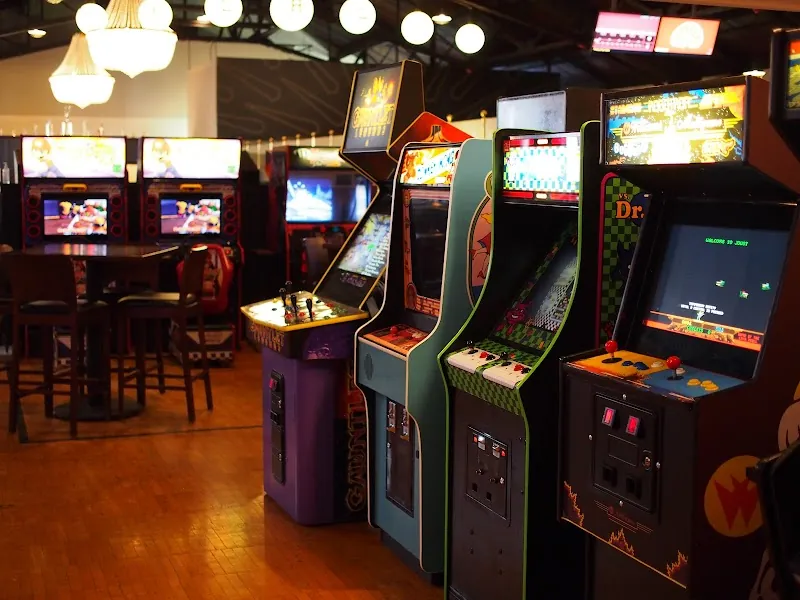 Decades Lancaster in Lancaster, PA