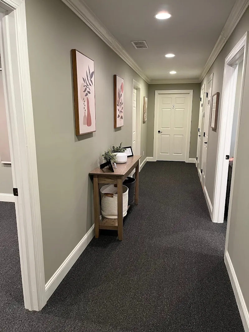 Below Zero Cryo & Beauty in Morgantown, WV