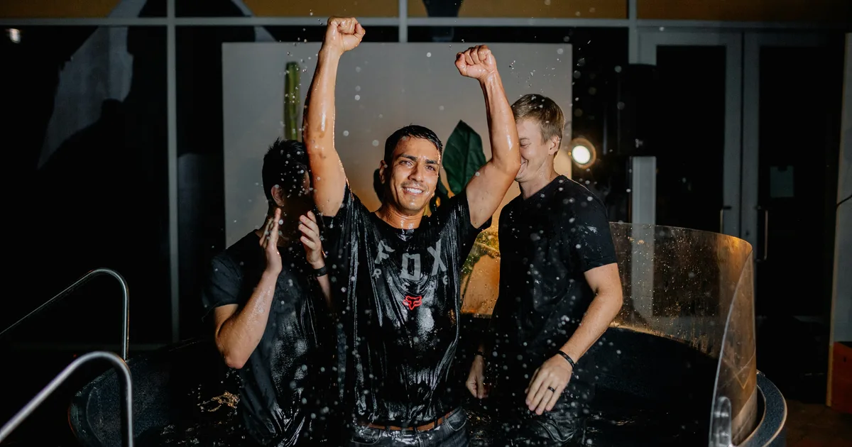 Group of people enjoying a cold plunge at Cold Plunge Pal facility