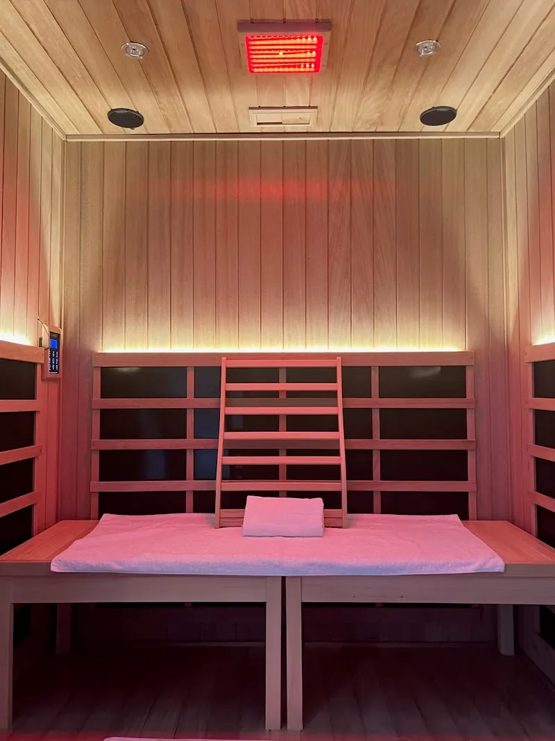 DROP SAUNA STUDIO + ATHLETICOUTURE in Las Vegas, NV