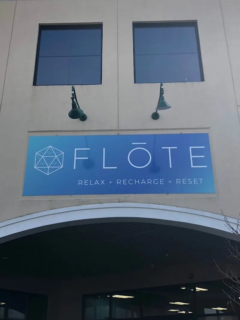 Flōte in Hampton, NH