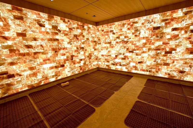 Spa Light in Lincoln, RI