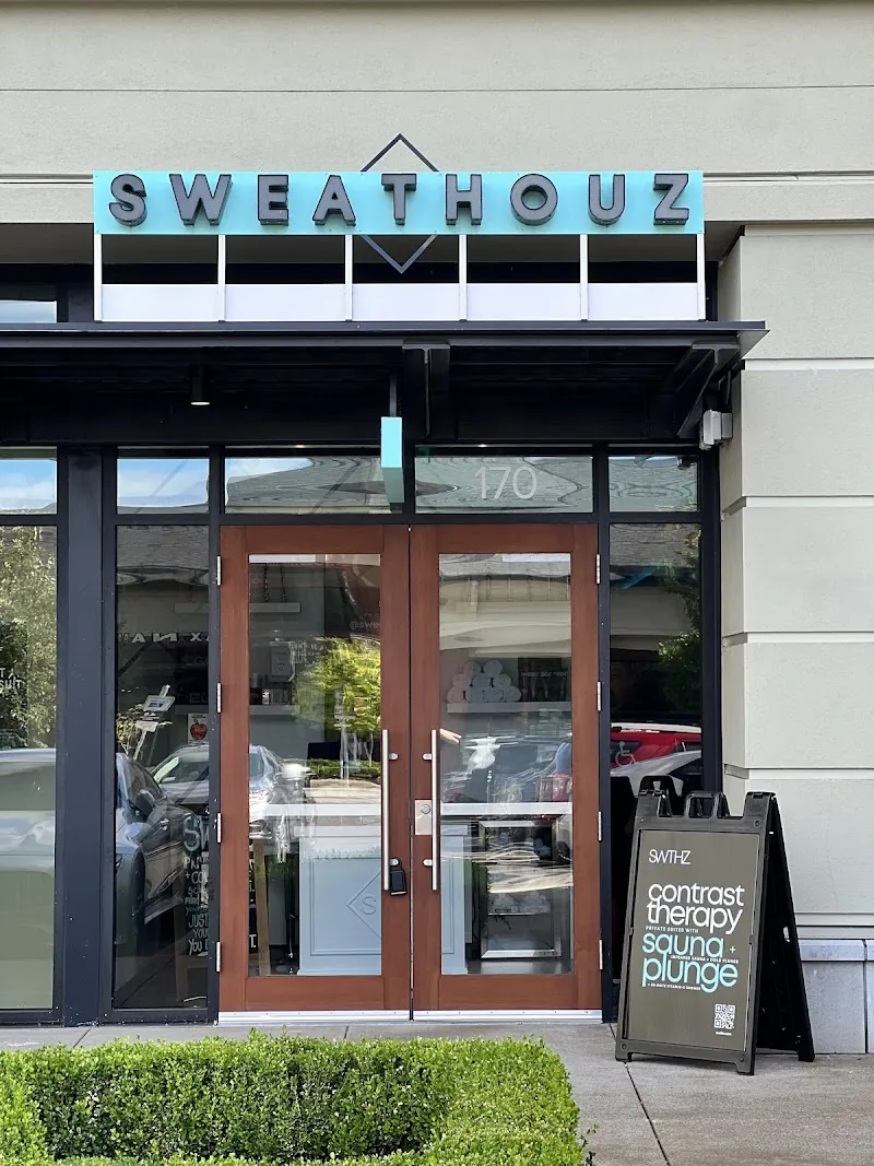 SWTHZ Contrast Therapy Studio in Lake Oswego, OR
