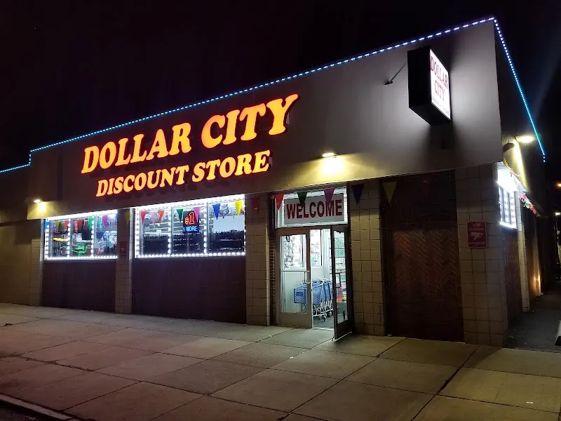 Dollar City Discount Store in Trenton, NJ