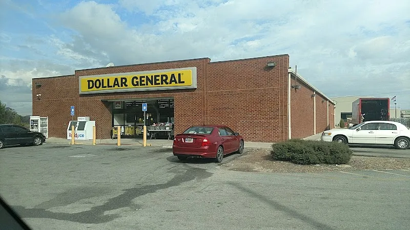 Dollar General in Savannah, GA