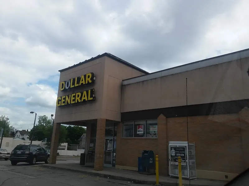 Dollar General in Akron, OH
