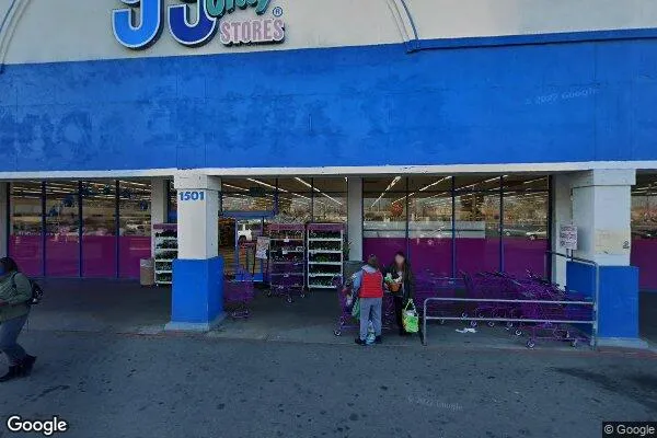 Dollar Tree in Bakersfield, CA