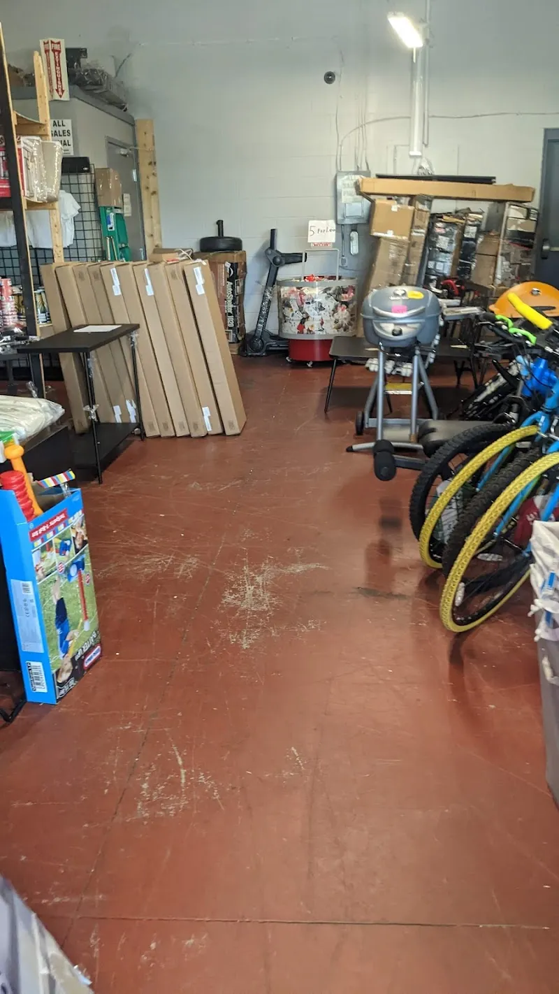 MJD Pallet Liquidation in Cleves, OH