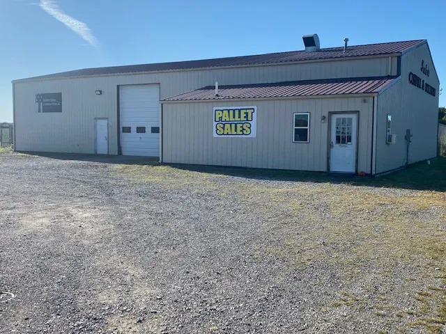 Southern Illinois Liquidation Outlet in Elkville, IL