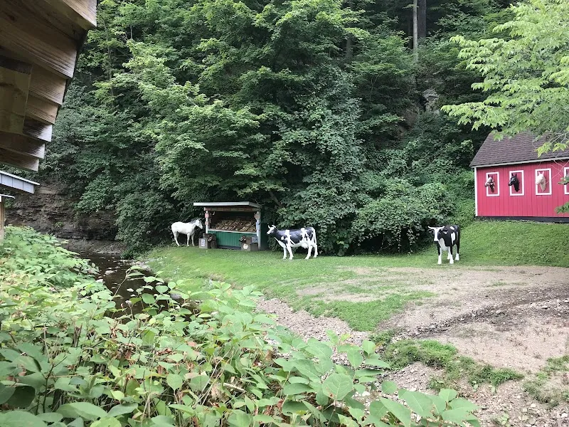 Kniess' Miniature Golf in Pittsburgh, PA