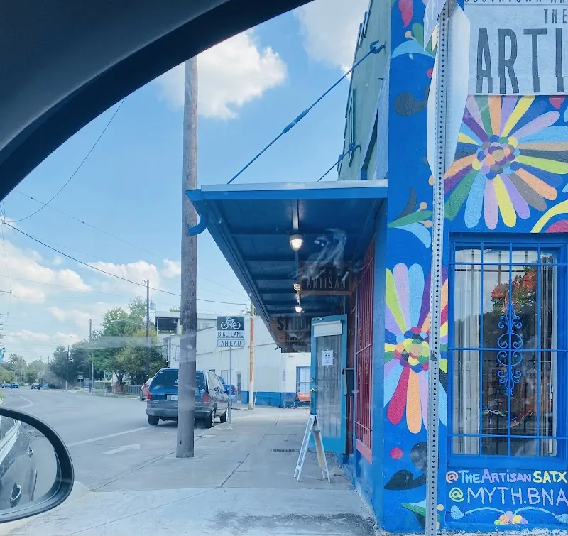 AAA Freight Salvage Groceries in San Antonio, Texas