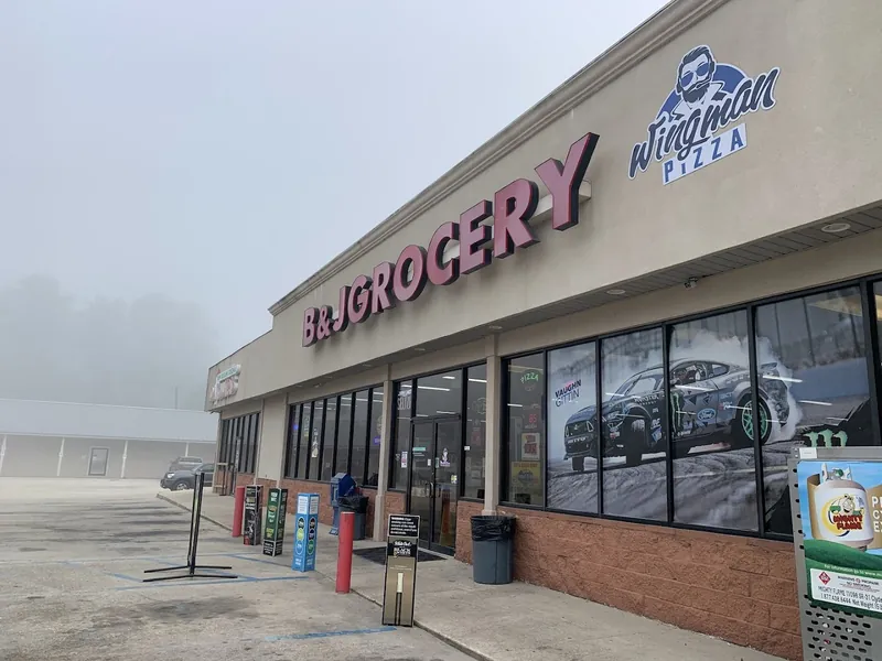 B & J Grocery - Grocery store in Robert, Louisiana