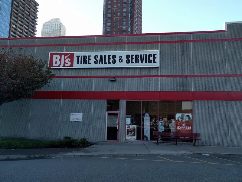 BJ's Tire Center - Tire shop in Jersey City, New Jersey