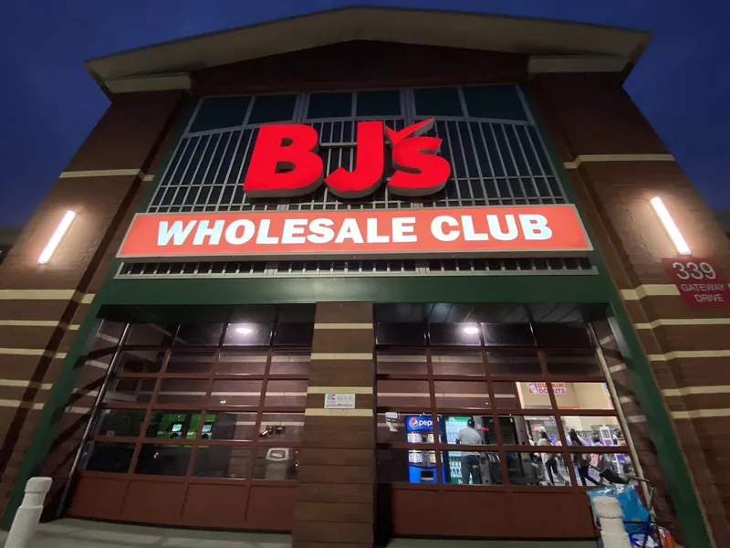 BJ's Wholesale Club in Brooklyn, NY