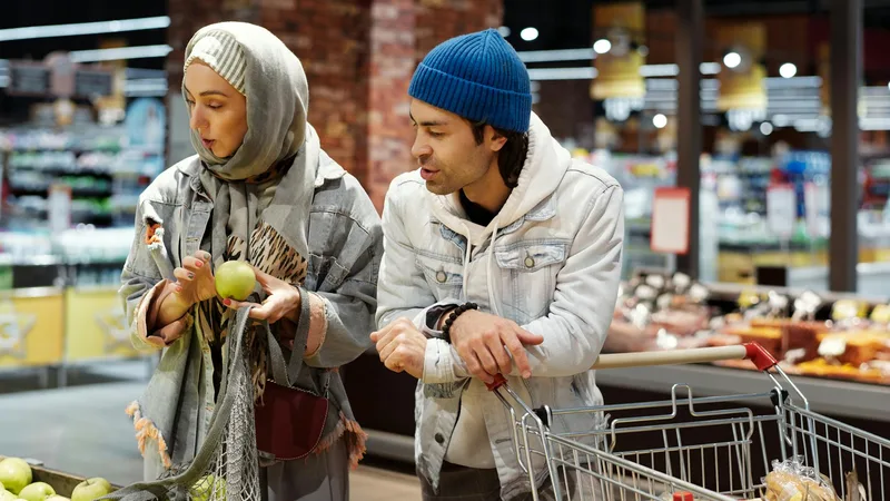 Family enjoying their shopping experience at Salvage Grocery Stores