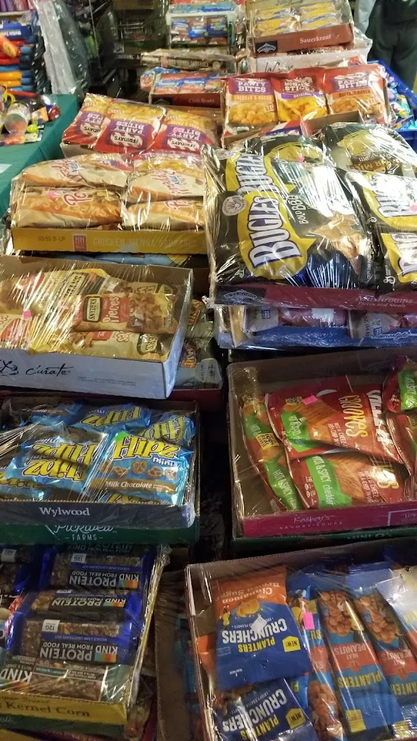 Boogie Barn - Home goods store in Morgantown, Kentucky