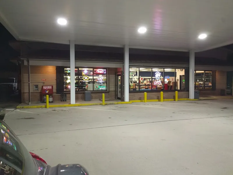 Cascade Convenience Center - Convenience store in Sitka, Alaska