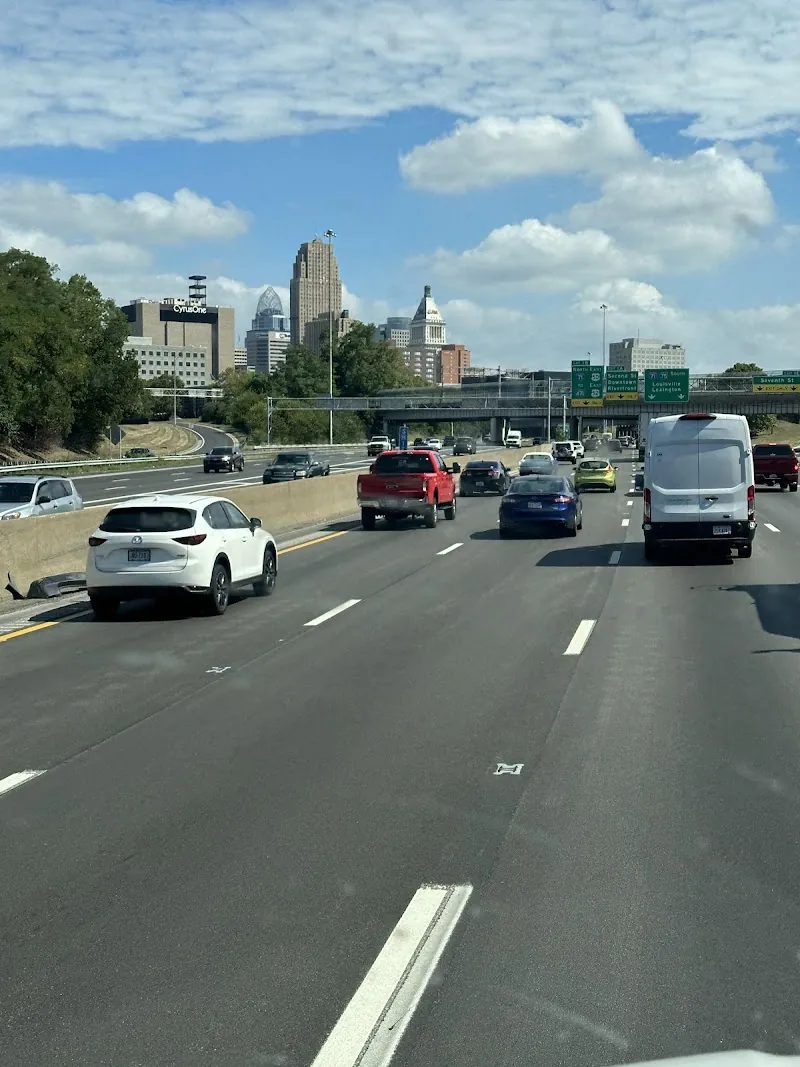 Cash And Carry Warehouse in Cincinnati, Ohio