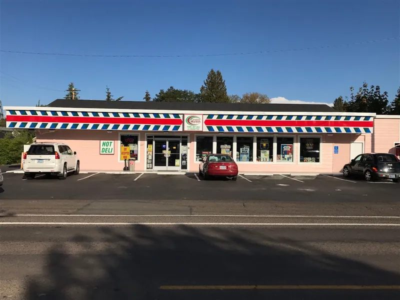 Center Market - Convenience store in Jefferson, Oregon