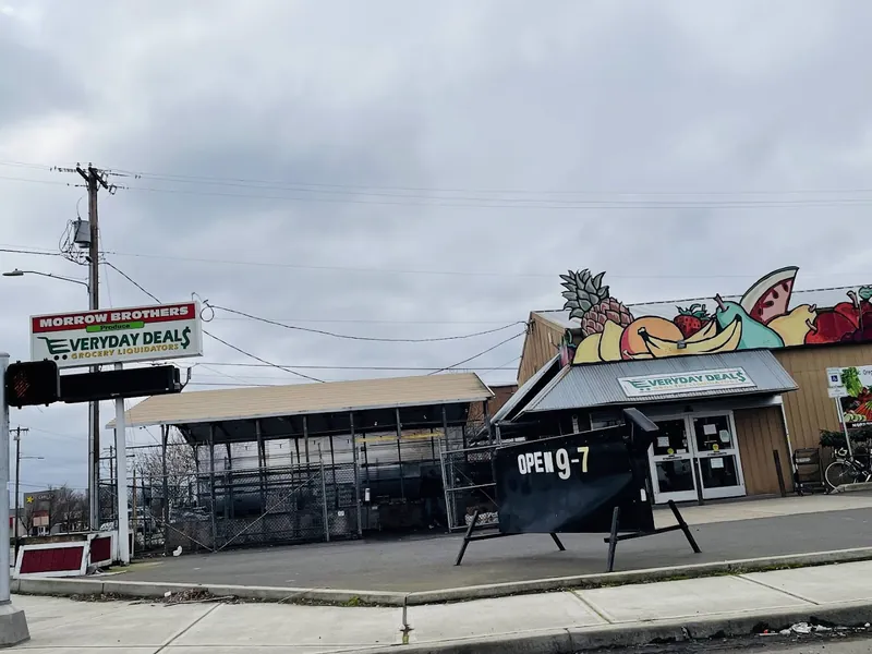 Daily Deals Market in Happy Valley, OR