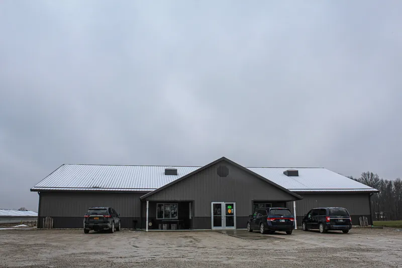 Discount Grocery, Bulk Foods, & Deli - Discount supermarket in Loogootee, Indiana