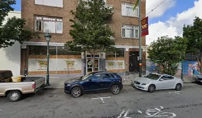 District 10 Community Market - Grocery store in San Francisco, California