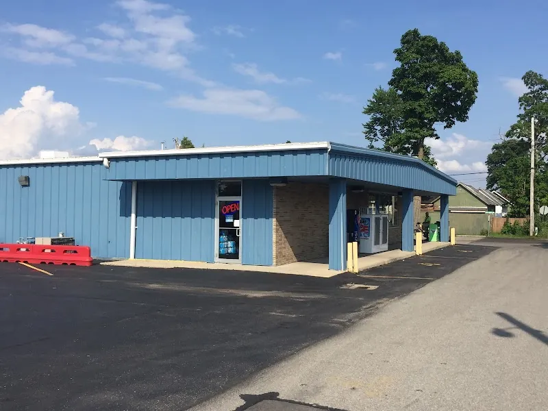 Downtown Discount Grocery in Lakeview, Ohio