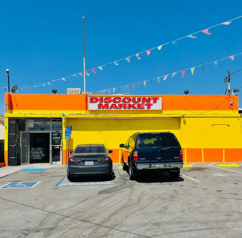 Family Discount Market in San Bernardino, California