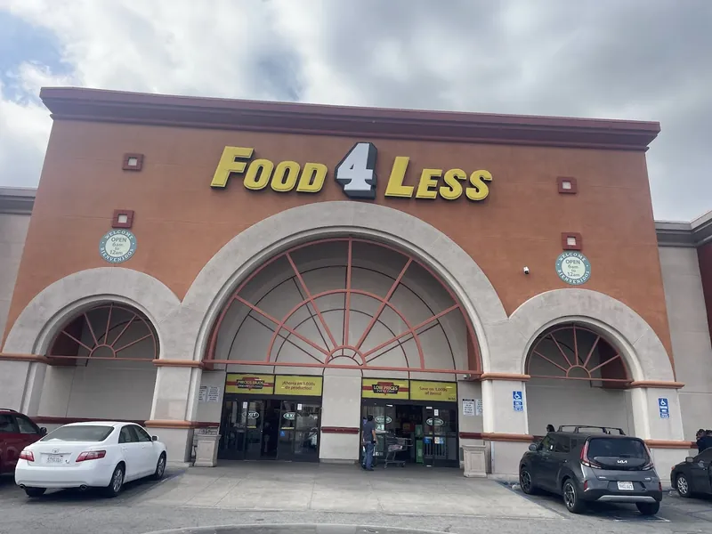 Food 4 Less - Grocery store in North Hollywood, California