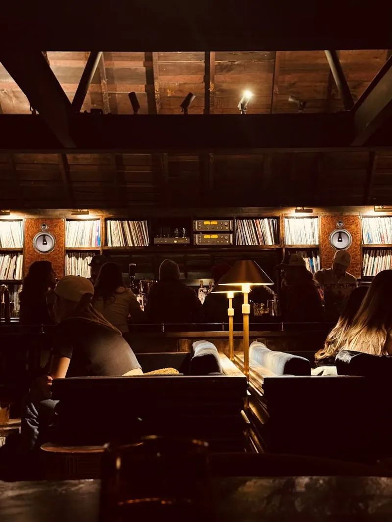 Groceries Etc. - Bar in Nashville, Tennessee