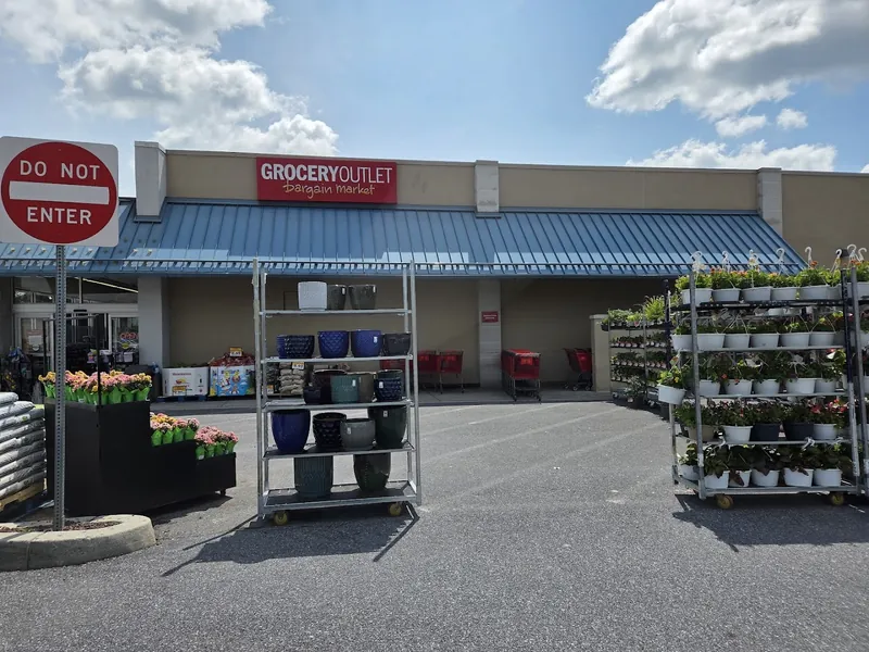 Grocery Outlet - Grocery store in Lancaster, Pennsylvania