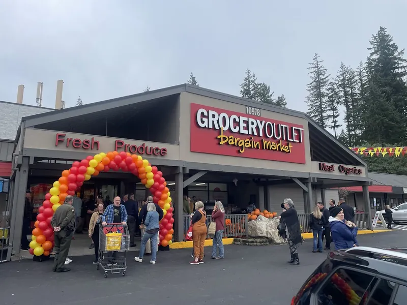 Grocery Outlet in Kingston, WA