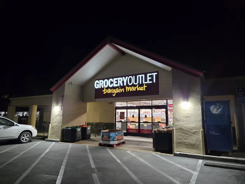 Grocery Outlet in Oakhurst, CA