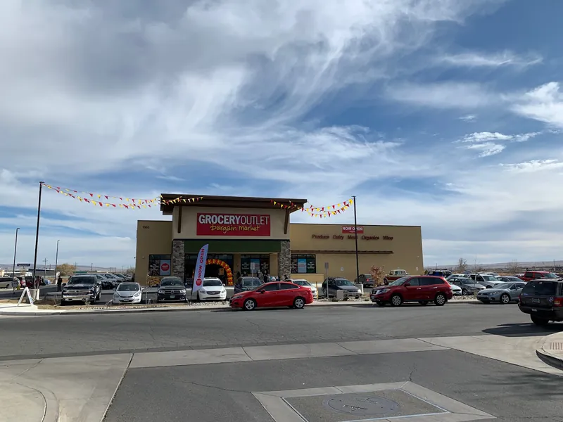 Grocery Outlet - Grocery store in Fernley, Nevada
