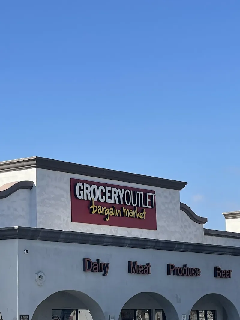 Grocery Outlet - Grocery store in Costa Mesa, California