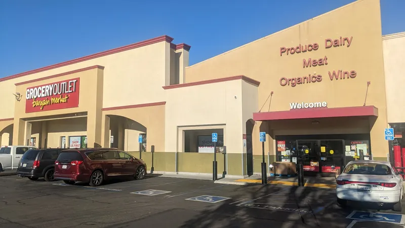 Grocery Outlet - Grocery store in Westminster, California