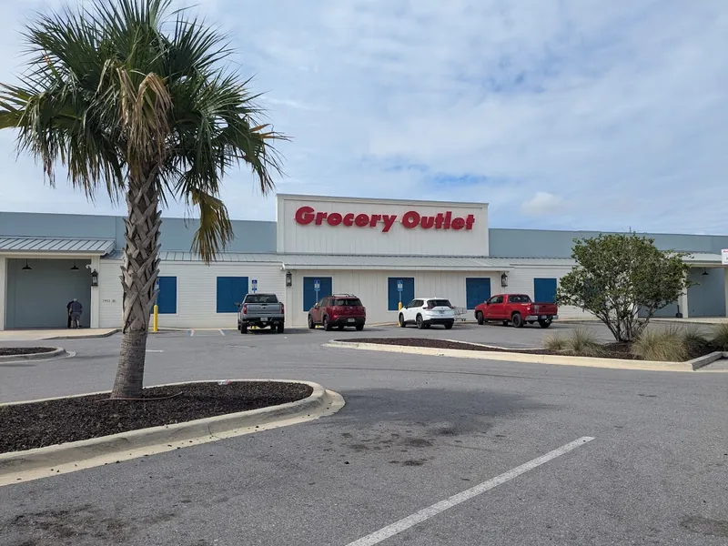 Grocery Outlet #7705 - Grocery store in Panama City, Florida