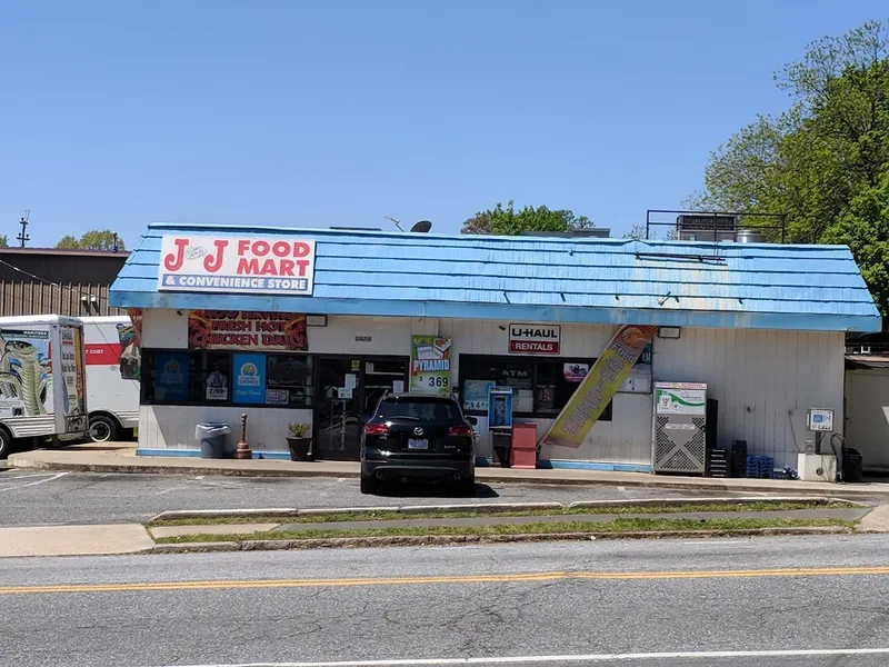 J And J Food Mart - Grocery store in Winston-Salem, North Carolina