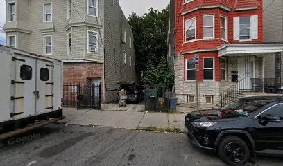 J & C II - Grocery store in Newark, New Jersey